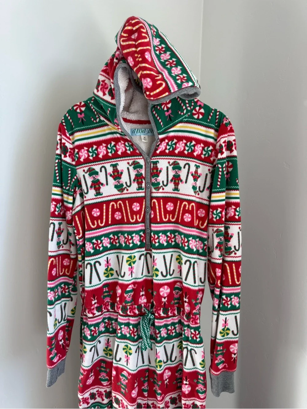 Unbranded cozy christmas henley